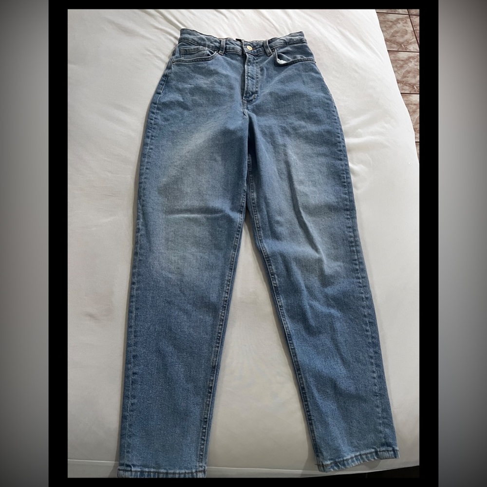 Blue Mom Jean size 8 Perfect condition